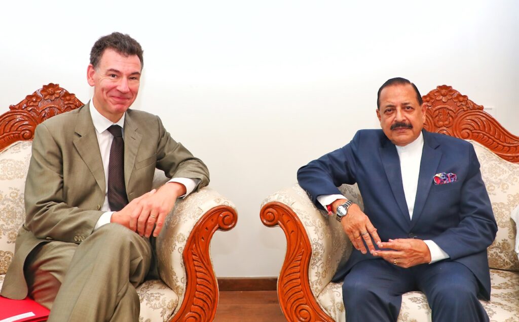 French Minister meets Dr Jitendra, discusses scaling up cooperation in Space sector