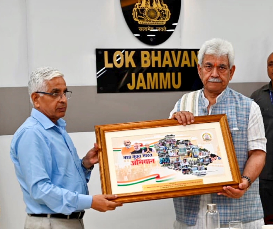 Lt Governor Launches “Nasha Mukt Bharat” Documentary and Collage Exhibition of University of Jammu