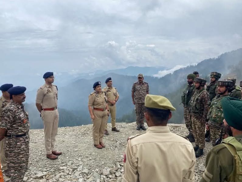 DIG Reviews Security Preparedness for Kailash Yatra in Bhaderwah