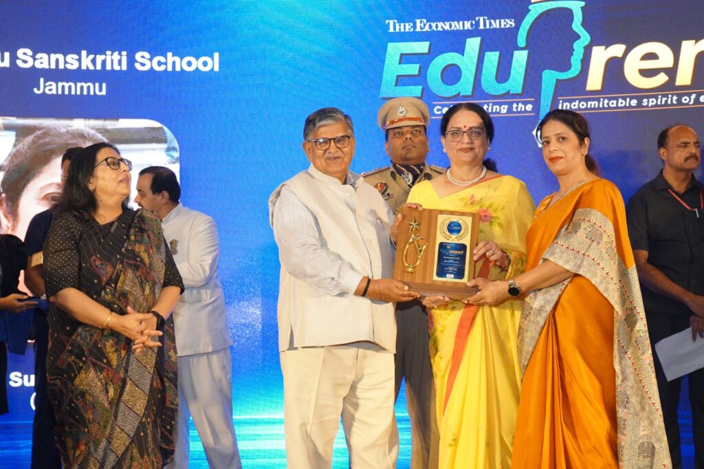 Jammu Sanskriti School Leaders Honoured at Economic Times Edupreneurs 2026