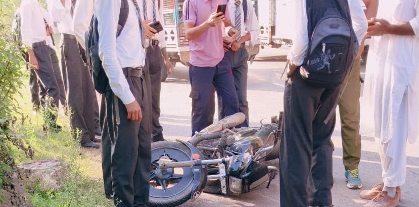 Motorcyclist Killed After Being Hit by Unknown Vehicle in Poonch