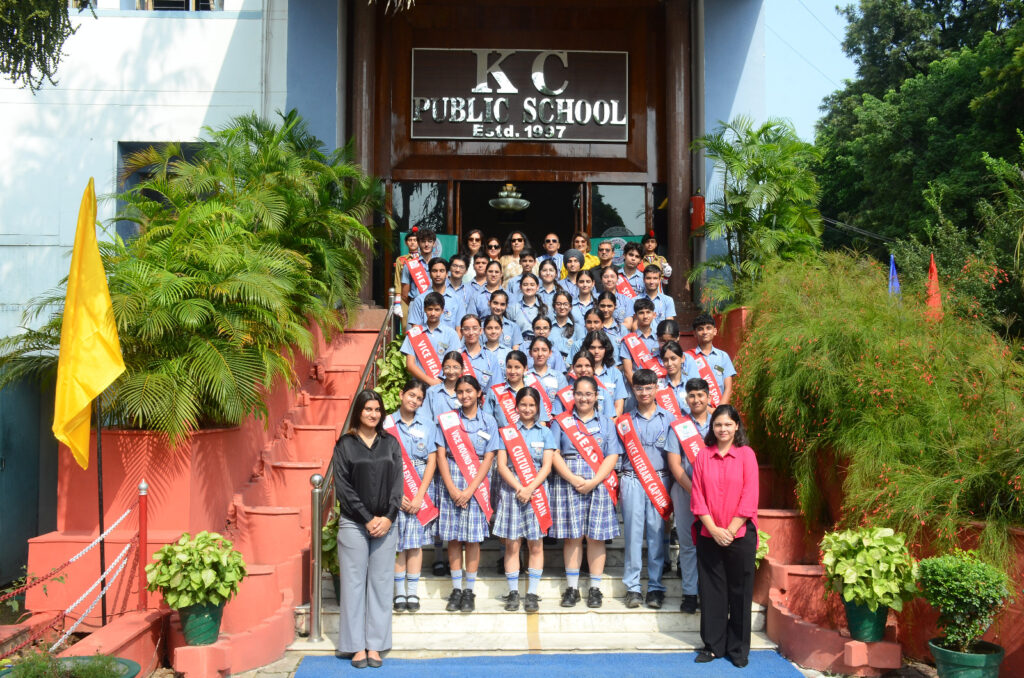 Distinguished Global Round Square Leader Visits KC Public School