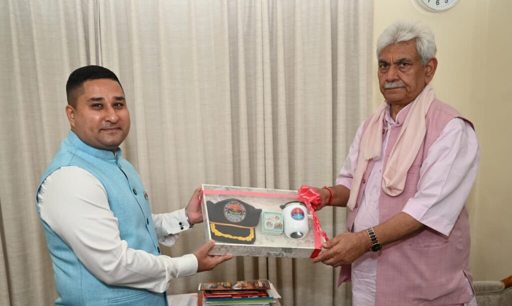 PRO Jammu Marks 75 Years of Defence Communication; Lt Col Suneel Bartwal Calls on LG Sinha
