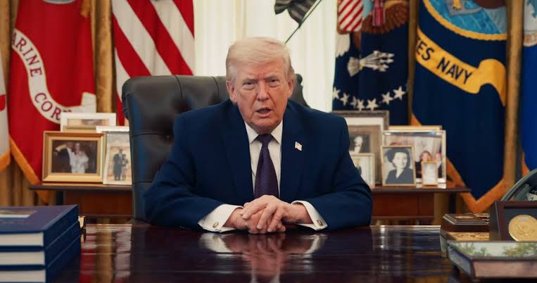 US President Donald Trump backs new H-1B fee in Labour Day push to prioritise US workers