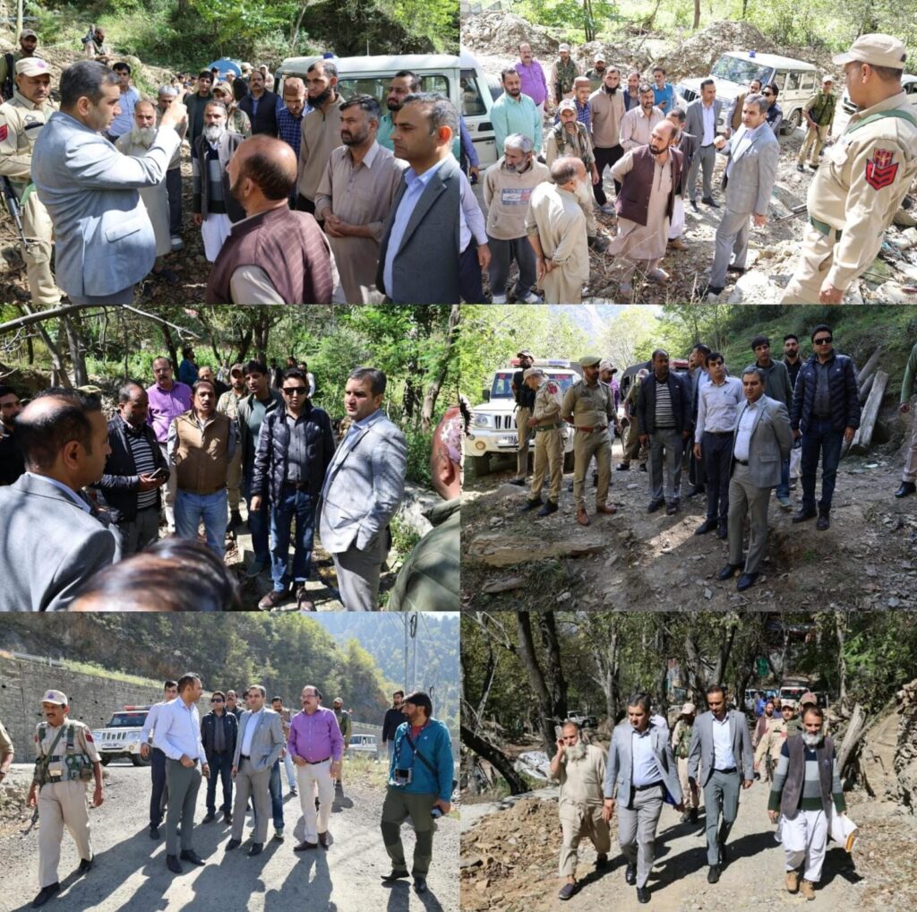 DC Ramban conducts public outreach visit to Banihal areas