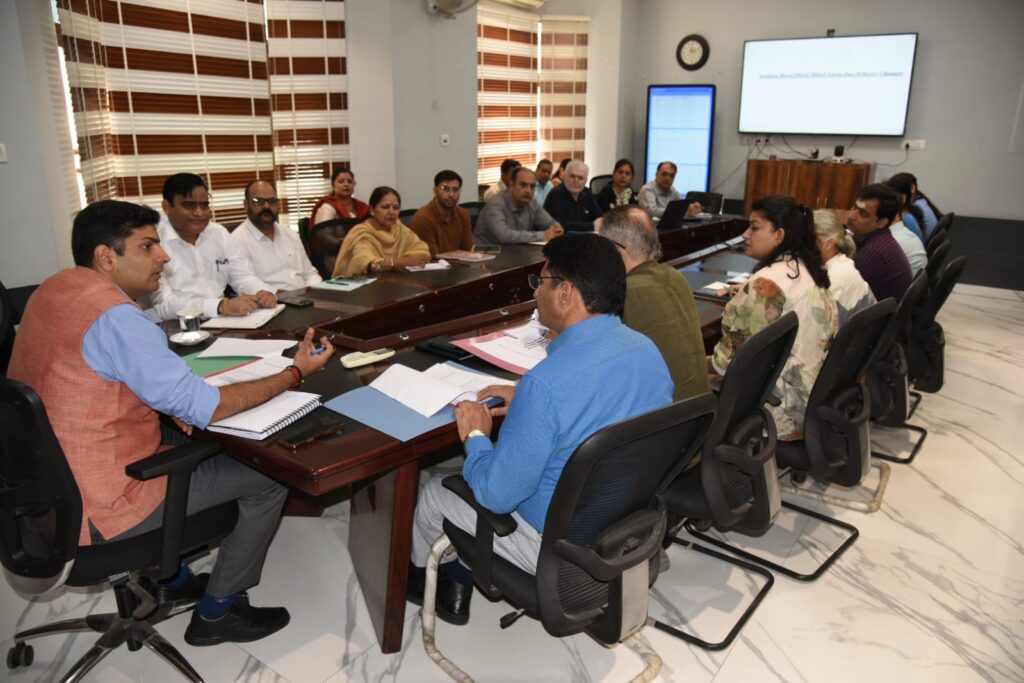 DC Udhampur reviews functioning of Health Department