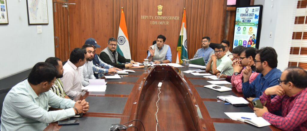 DC Udhampur reviews status of Telecom services in district
