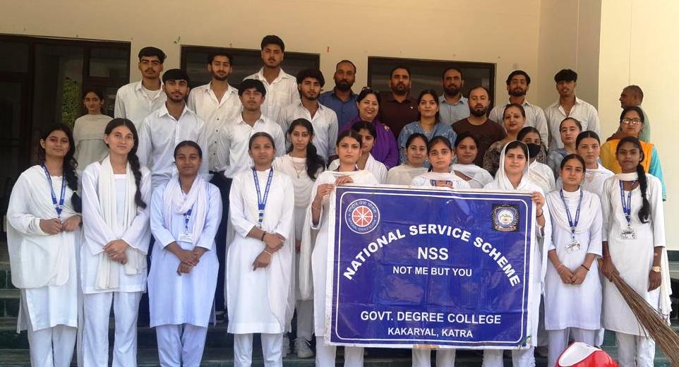 GDC Katra organises cleanliness drive to mark Gandhi Jayanti