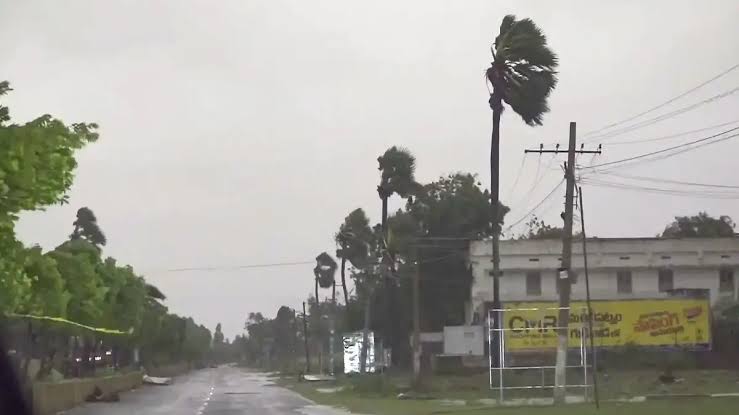 Andhra Pradesh worst hit by Cyclone Arnab, 3 killed